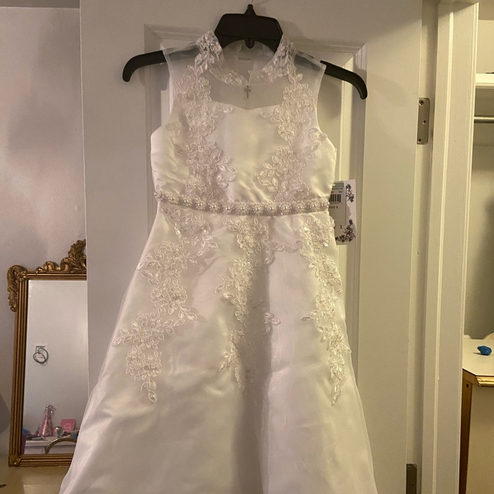 Girls size 8 confirmation dress